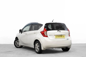 Хетчбэк Nissan Note 2013 года, 829000 рублей, Барнаул
