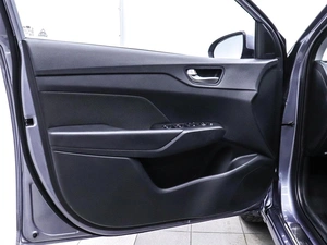 Седан Hyundai Solaris 2018 года, 1200000 рублей, Красноярск