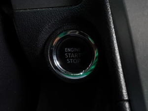 Седан Toyota Camry 2012 года, 1448000 рублей, Воронеж