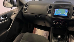 Внедорожник Volkswagen Tiguan 2013 года, 1349000 рублей, Красноярск