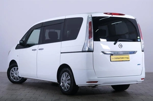 Минивэн Nissan Serena 2011 года, 1129000 рублей, Омск