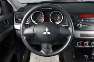 Седан Mitsubishi Lancer 2011 года, 1049000 рублей, Тюмень