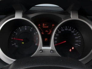 Внедорожник Nissan Juke 2014 года, 1357000 рублей, Омск