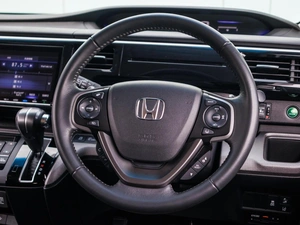 Минивэн Honda Stepwgn 2020 года, 2700000 рублей, Большой Сочи