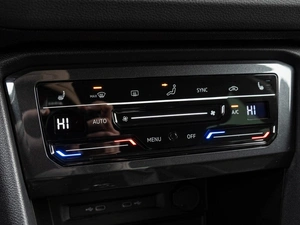 Внедорожник Volkswagen Tiguan 2021 года, 3300000 рублей, Краснодар