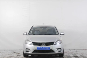 Хетчбэк Kia Ceed 2011 года, 589000 рублей, Кемерово