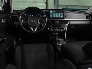 Седан Kia Optima 2017 года, 1734000 рублей, Воронеж