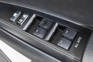 Универсал Toyota Corolla Fielder 2019 года, 1419000 рублей, Барнаул