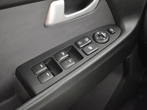 Внедорожник Kia Sportage 2011 года, 1219900 рублей, Казань