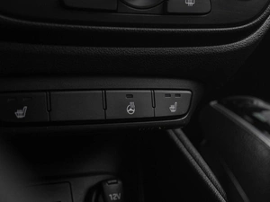 Седан Hyundai Solaris 2017 года, 1189000 рублей, Тюмень