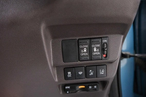 Минивэн Honda Freed 2019 года, 1499000 рублей, Красноярск