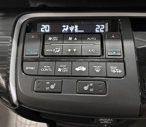 Минивэн Honda Stepwgn Spada 2015 года, 1897000 рублей, Красноярск