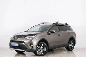 Внедорожник Toyota RAV4 2018 года, 2599000 рублей, Красноярск