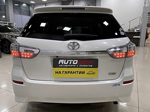 Минивэн Toyota Wish 2012 года, 1327000 рублей, Солонцы