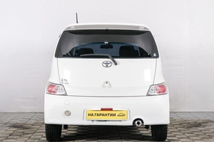 Минивэн Toyota bB 2009 года, 739000 рублей, Красноярск