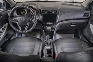 Седан Hyundai Solaris 2013 года, 729000 рублей, Томск