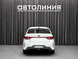 Седан Kia Rio 2020 года, 1575000 рублей, Красноярск