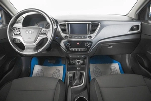 Седан Hyundai Solaris 2018 года, 1749000 рублей, Кемерово