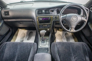 Седан Toyota Mark II 1999 года, 629000 рублей, Барнаул