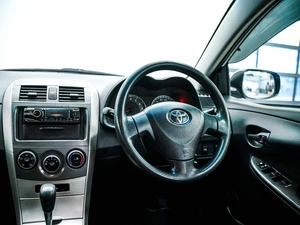Универсал Toyota Corolla Fielder 2010 года, 899000 рублей, Красноярск