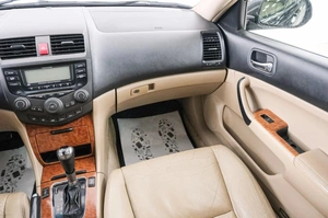 Седан Honda Accord 2007 года, 1029000 рублей, Красноярск