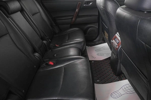 Внедорожник Toyota Highlander 2013 года, 2399000 рублей, Кемерово