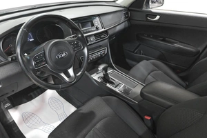 Седан Kia Optima 2017 года, 2349000 рублей, Новокузнецк