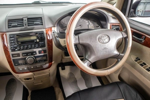Минивэн Toyota Ipsum 2001 года, 919000 рублей, Барнаул