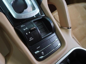 Внедорожник Porsche Cayenne 2017 года, 6784000 рублей, Воронеж