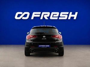 Хетчбэк Alfa Romeo Giulietta 2014 года, 2399077 рублей, Москва
