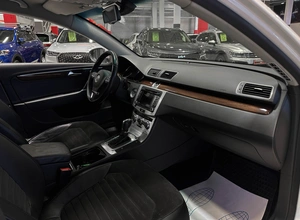 Седан Volkswagen Passat 2013 года, 1150000 рублей, Красноярск