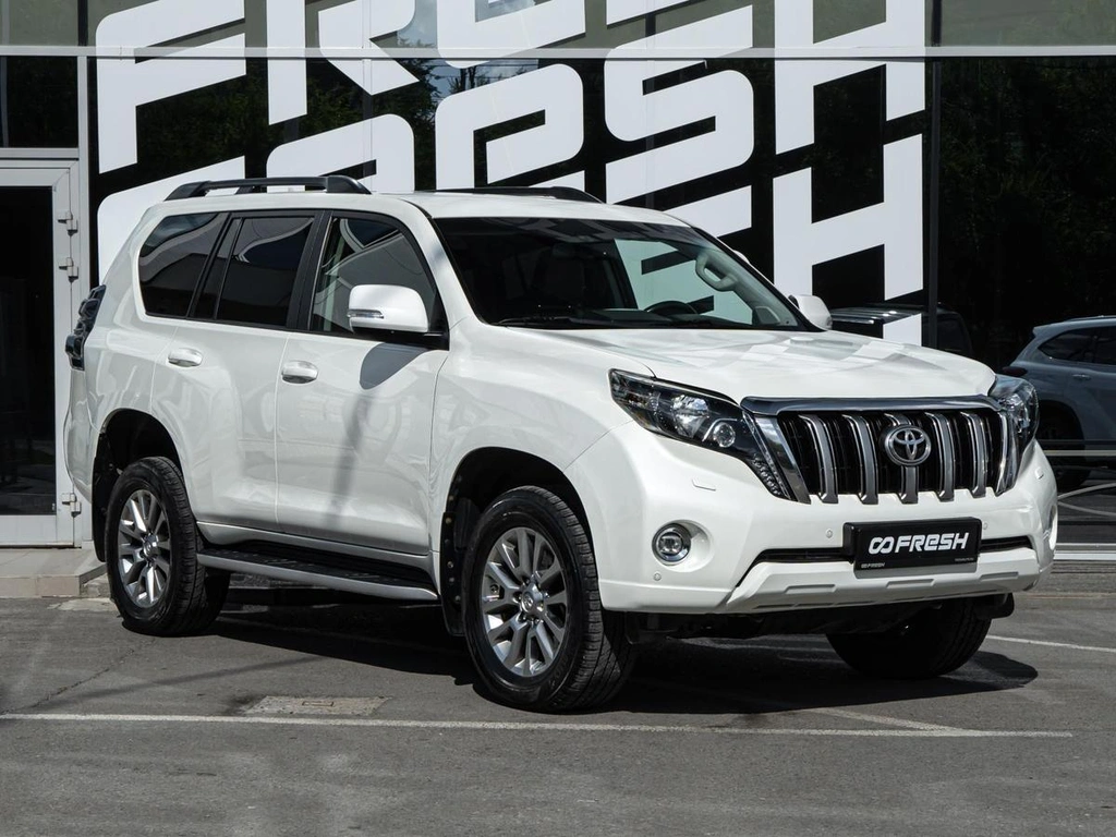 Внедорожник Toyota Land Cruiser Prado 2016 года, 3950000 рублей, Волгоград