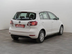 Хетчбэк Volkswagen Golf Plus 2012 года, 780000 рублей, Красноярск