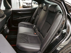 Седан Toyota Camry 2025 года, 4598000 рублей, Краснодар