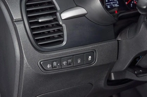 Седан Kia Rio 2018 года, 1477000 рублей, Красноярск