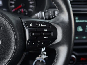 Хетчбэк Kia Rio X-Line 2020 года, 1860000 рублей, Тверь