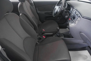 Седан Kia Rio 2010 года, 639000 рублей, Кемерово