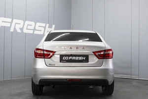 Седан ВАЗ (LADA) Vesta 2020 года, 1050000 рублей, Омск
