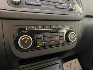 Внедорожник Volkswagen Tiguan 2011 года, 1387000 рублей, Солонцы