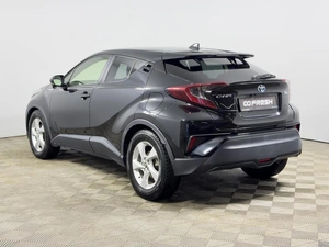 Внедорожник Toyota C-HR 2019 года, 1959900 рублей, Казань