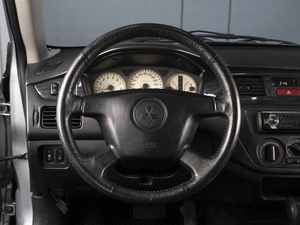 Седан Mitsubishi Lancer 2004 года, 570000 рублей, Омск