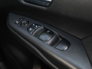 Минивэн Nissan Serena 2019 года, 2329000 рублей, Кирилловка