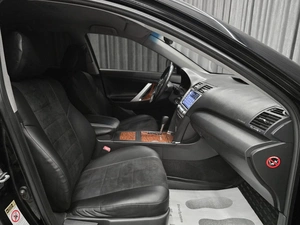 Седан Toyota Camry 2008 года, 1045000 рублей, Красноярск