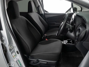 Хетчбэк Toyota Vitz 2019 года, 969000 рублей, Тюмень