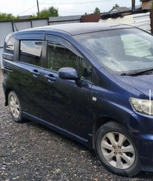 Минивэн Honda Freed 2010 года, 900000 рублей, Емельяновский район