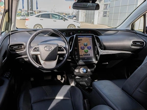 Лифтбек Toyota Prius 2017 года, 2290000 рублей, Краснодар