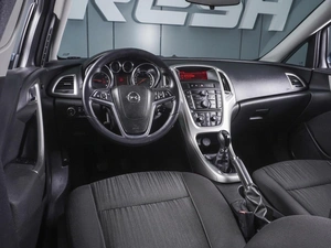 Хетчбэк Opel Astra 2011 года, 780000 рублей, Ростов-на-Дону