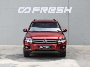 Внедорожник Volkswagen Tiguan 2013 года, 1520000 рублей, Краснодар