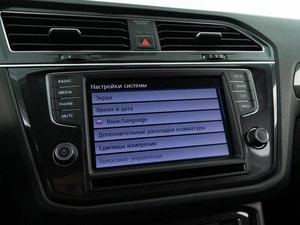Внедорожник Volkswagen Tiguan 2017 года, 2498444 рублей, Москва