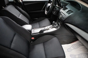 Седан Mazda 3 2011 года, 899000 рублей, Сургут